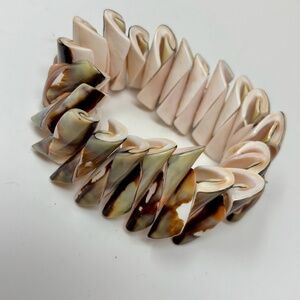 Natural Conch Shell Stretch Bangle Bracelet Pink Black Ivory 1.5" Wide One Size